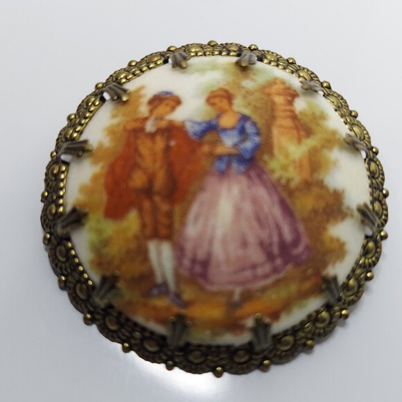 Mid Century Courting Couple Brooch Pin 1.75" - Picture 3 of 6